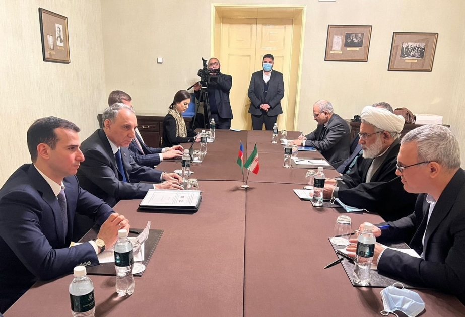 El fiscal superior de Azerbaiyán se reúne con su homólogo iraní en Moscú