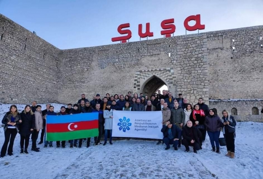 Arabian media highlights Azerbaijani journalists’ visit to Shusha