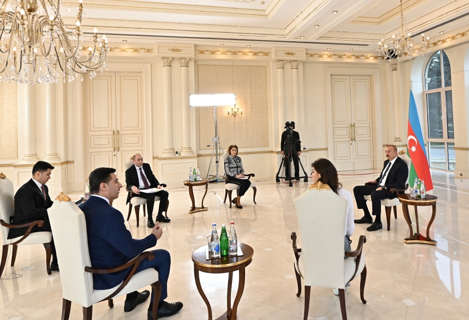 Президент: Азербайджан, возможно, является одной из немногих стран с положительным сальдо внешнеторгового баланса