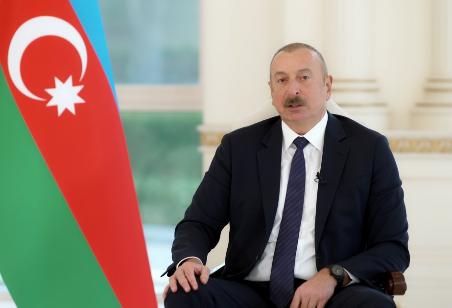 Presidente azerbaiyano: “La cuestión de la construcción del ejército siempre ha sido una de mis prioridades”