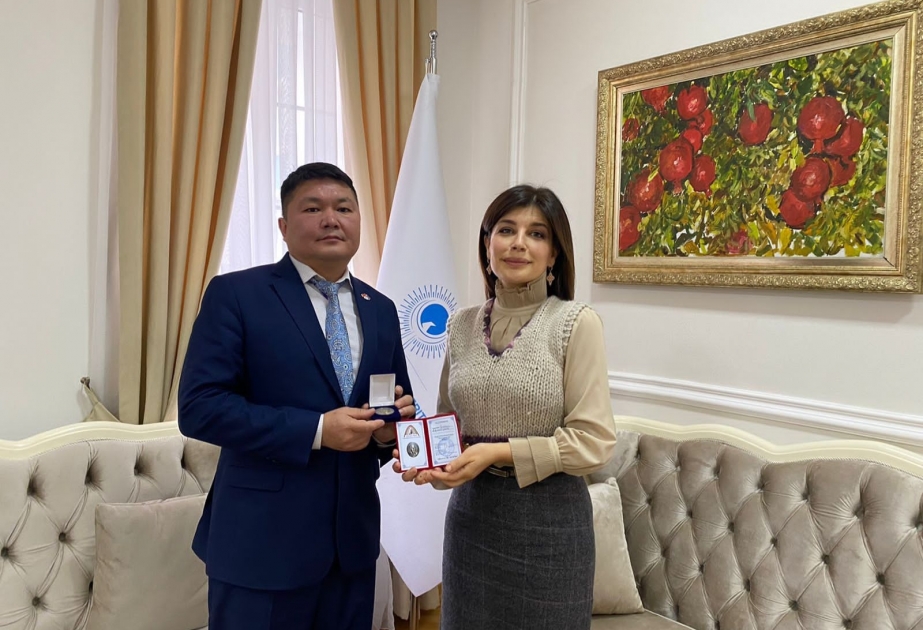 Gunay Afandiyeva awarded Chingiz Aitmatov medal