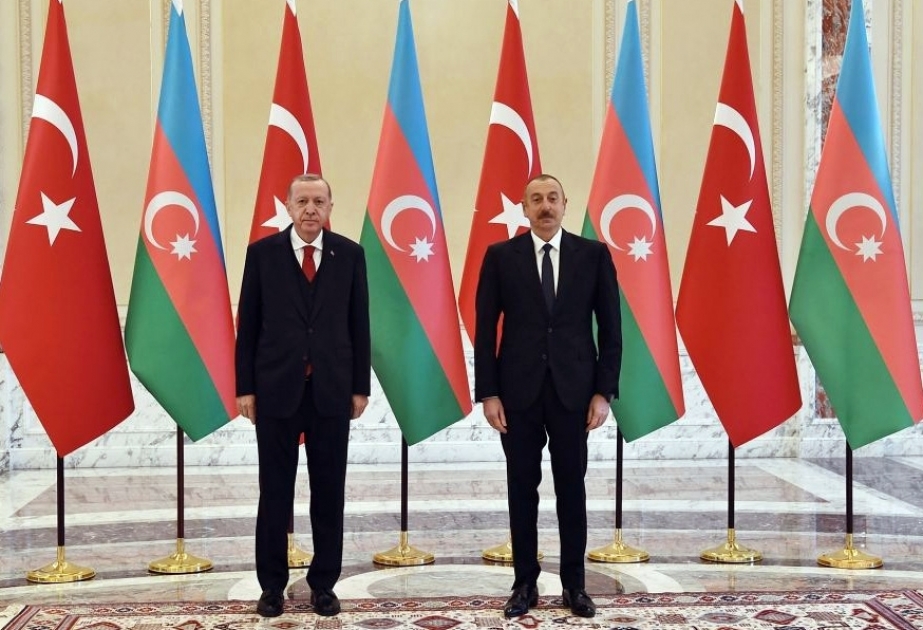 El presidente de Azerbaiyán envía una carta a su par de Turquía