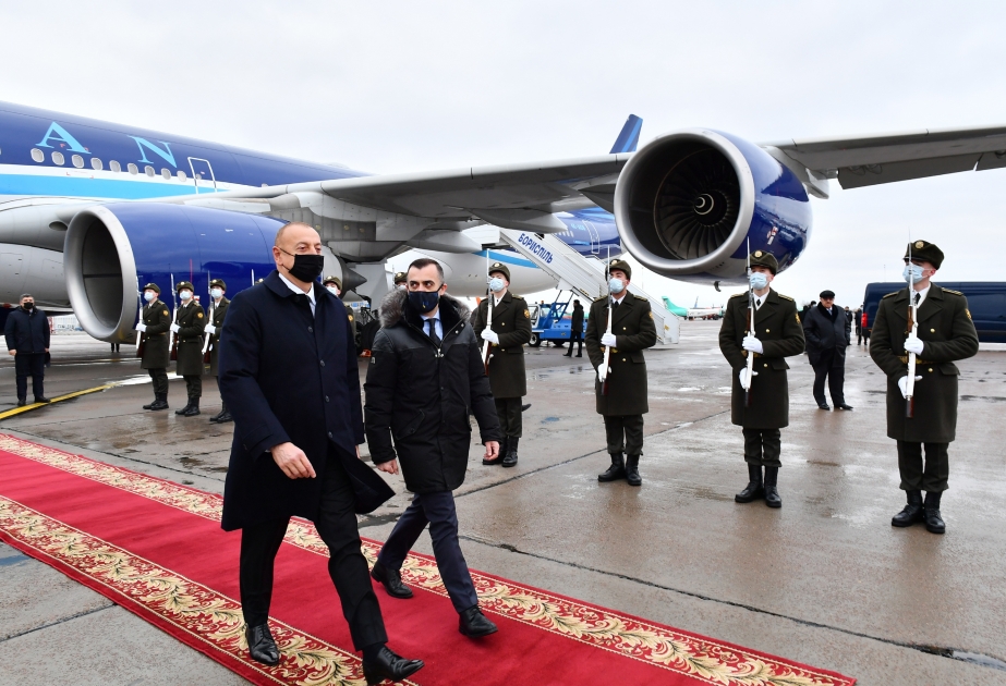 Президент Азербайджана Ильхам Алиев прибыл с рабочим визитом в Украину ВИДЕО