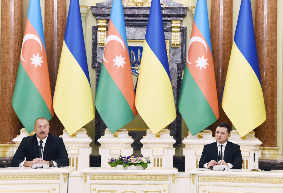 Azərbaycan və Ukrayna prezidentləri mətbuata bəyanatlarla çıxış ediblər YENİLƏNİB VİDEO