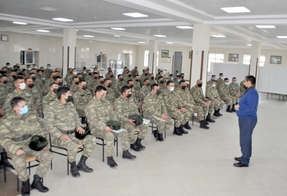 Events on enlightening servicemen in psychological sphere held, Defense Ministry