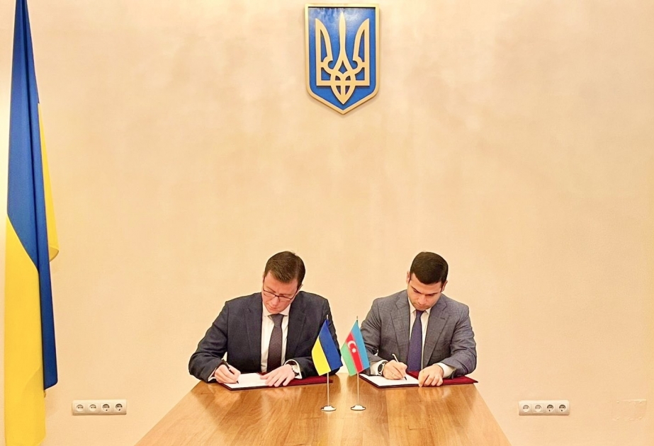 La Agencia de Desarrollo de la Pequeña y Mediana Empresa de Azerbaiyán y UkraineInvest firman un acuerdo de cooperación
