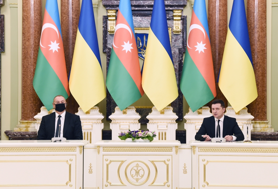 Ukrayna Prezidenti: Biz Azərbaycanda bərpa işlərinin aparılmasında iştirak etmək fikrindəyik