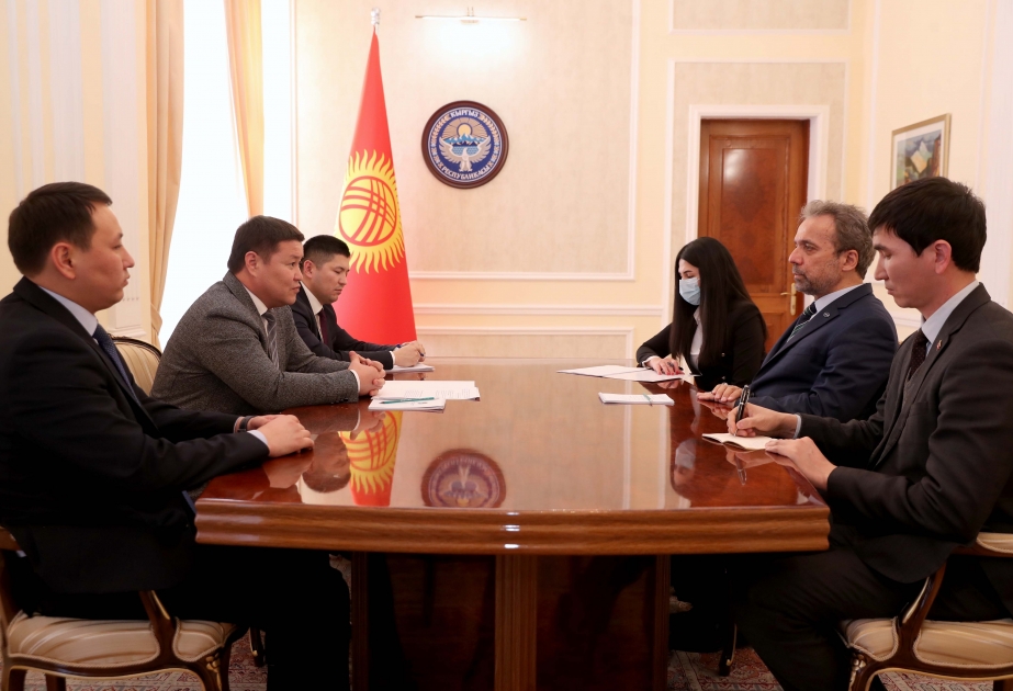 Kyrgyz parliament speaker greets Turkish official on new post