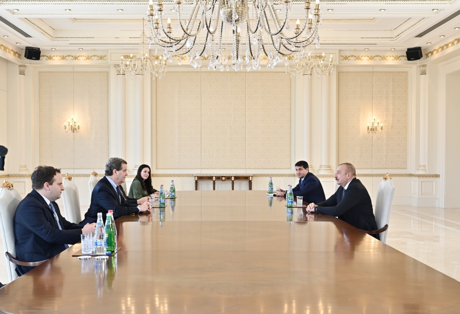 Presidente de Azerbaiyán recibe a una delegación encabezada por el Director Ejecutivo del Comité Judío Americano
