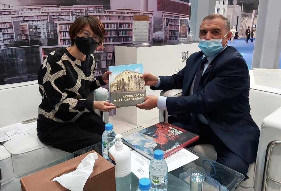 مكتبتا أذربيجان وقطر الوطنيتان توسعان التعاون
