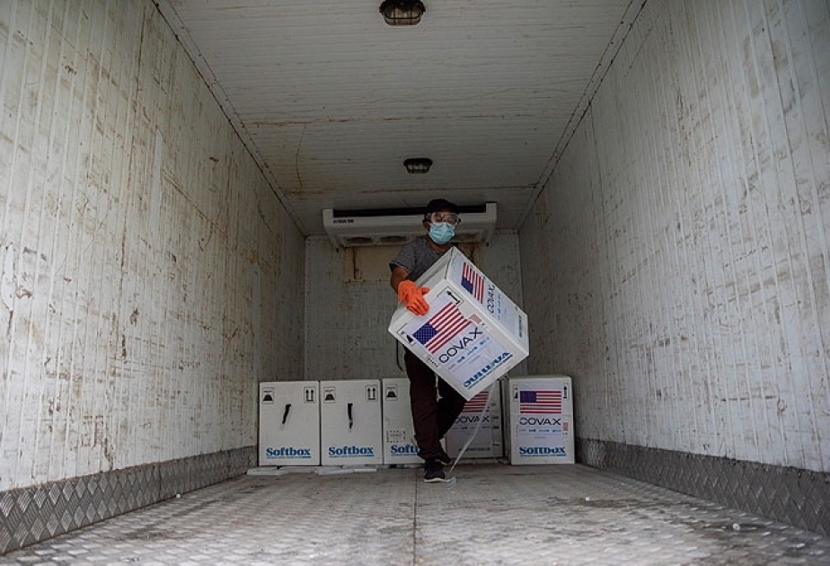 COVID program delivers 1 billion doses to poorer countries