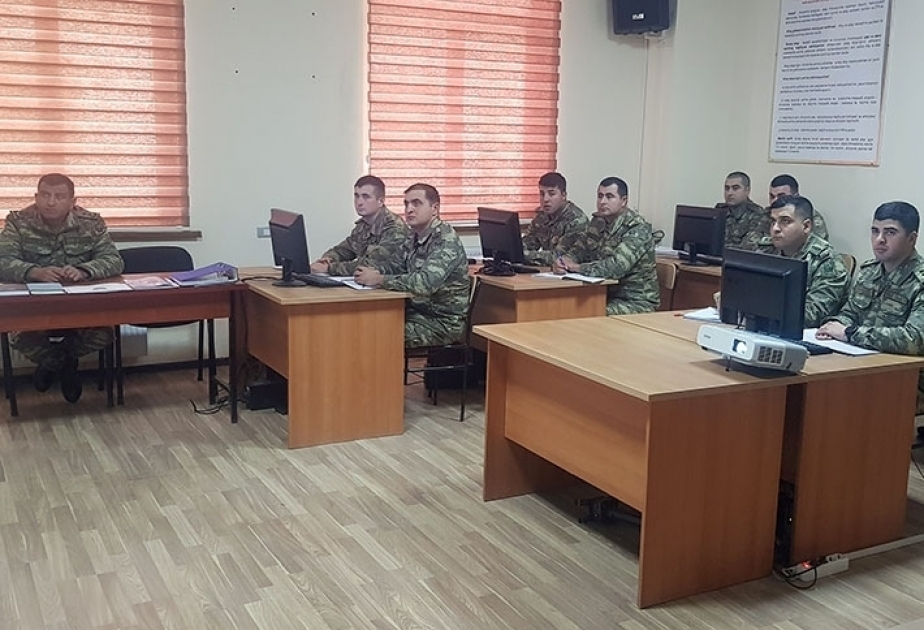 Ministerio de Defensa: “Se celebraron sesiones de formación con los comandantes de las unidades militares”