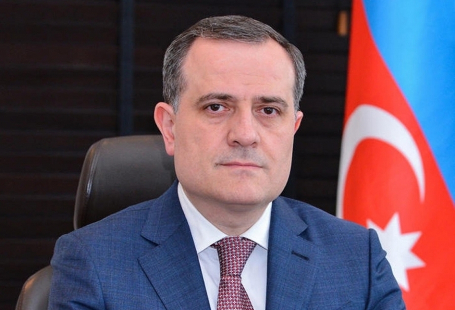 Ministro de Asuntos Exteriores de Azerbaiyán partió hacia Austria
