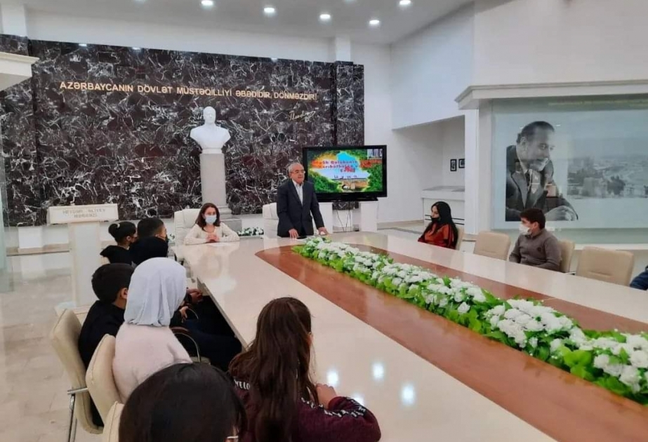 Məktəblilər arasında “Qarabağın döyünən ürəyi - Şuşa!” adlı rəsm və əl işləri müsabiqəsinə start verilib
