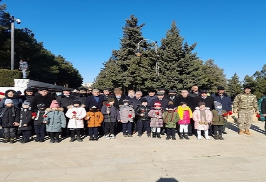 Сотрудники Организации ветеранов войны, труда и Вооруженных сил посетили Шехидляр хиябаны