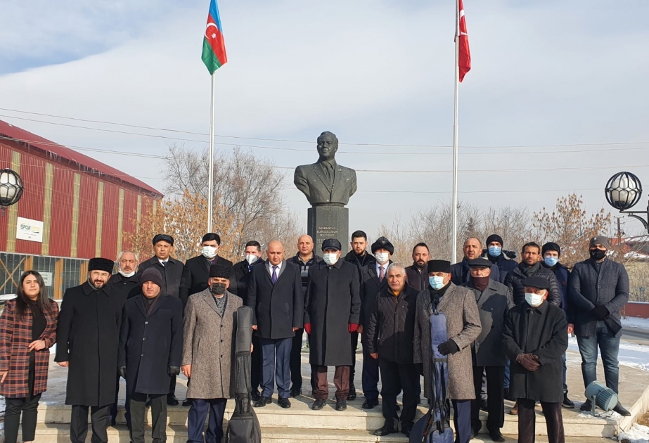 Qars şəhərində 20 Yanvar şəhidlərinin xatirəsi anılıb