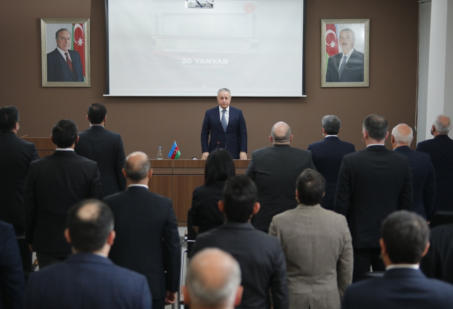 Mənzil İnşaatı Dövlət Agentliyində 20 Yanvar şəhidlərinin xatirəsi anılıb