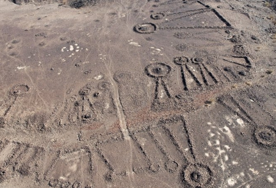 В Саудовской Аравии нашли 4500-летние аллеи с древними гробницами