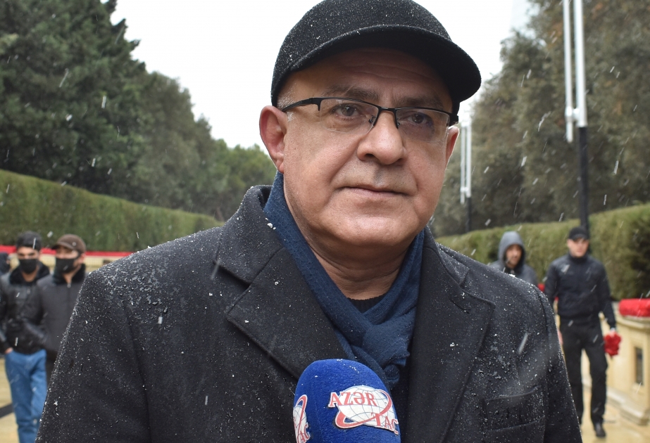 Siyasi ekspert: 20 Yanvar millətimizin azadlıq və istiqlal mübarizəsini simvolizə edən qəhrəmanlıq rəmzidir