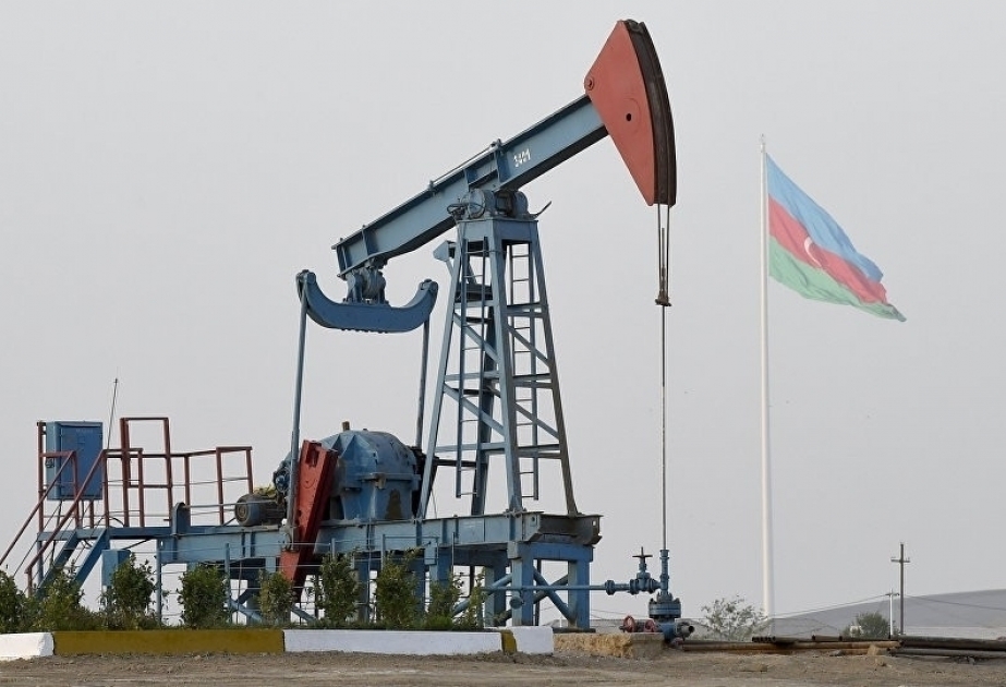 Azerbaijani oil price nears $93