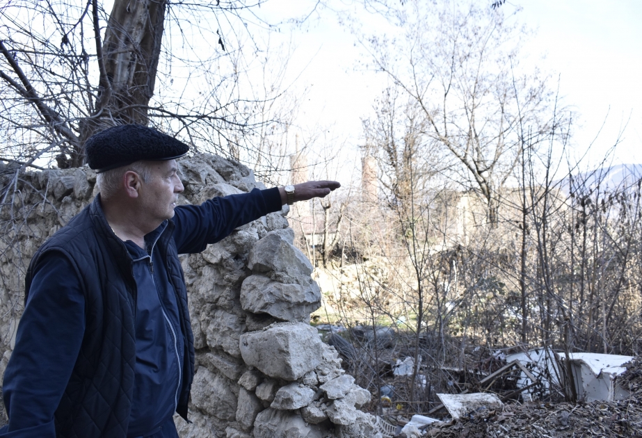 «Армяне сравняли наш дом с землей» - беседа с жителем города Шуша