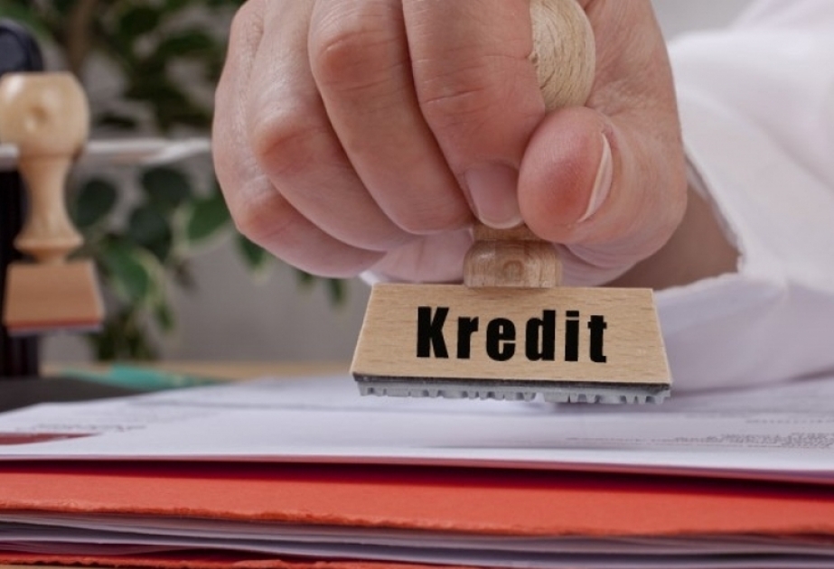 Kreditlərin 97,5 faizi banklar tərəfindən verilib