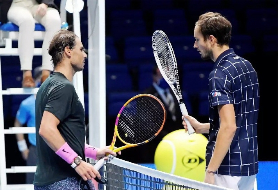 Medvedev beats Tsitsipas, to face Nadal in Australian Open final
