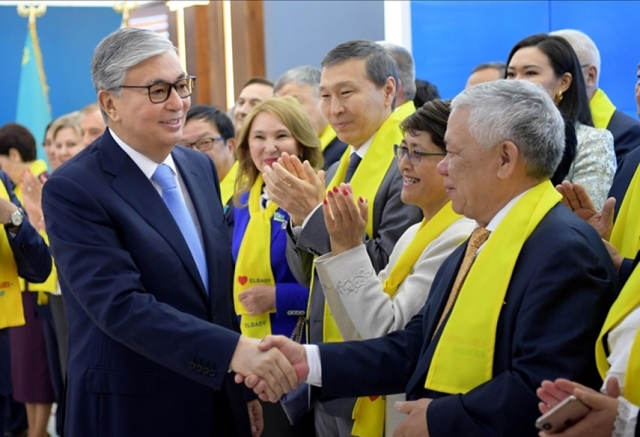 Presidente de Kazajistán es elegido como presidente del partido gobernante