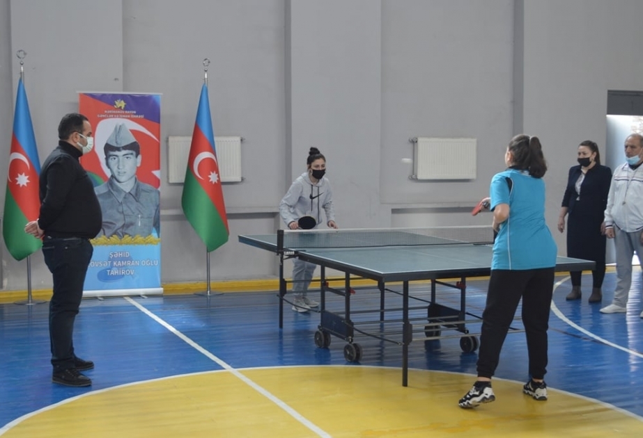 Nərimanov rayonunda şəhid Əlövsət Tahirovun xatirəsinə həsr edilmiş stolüstü tennis turniri keçirilib