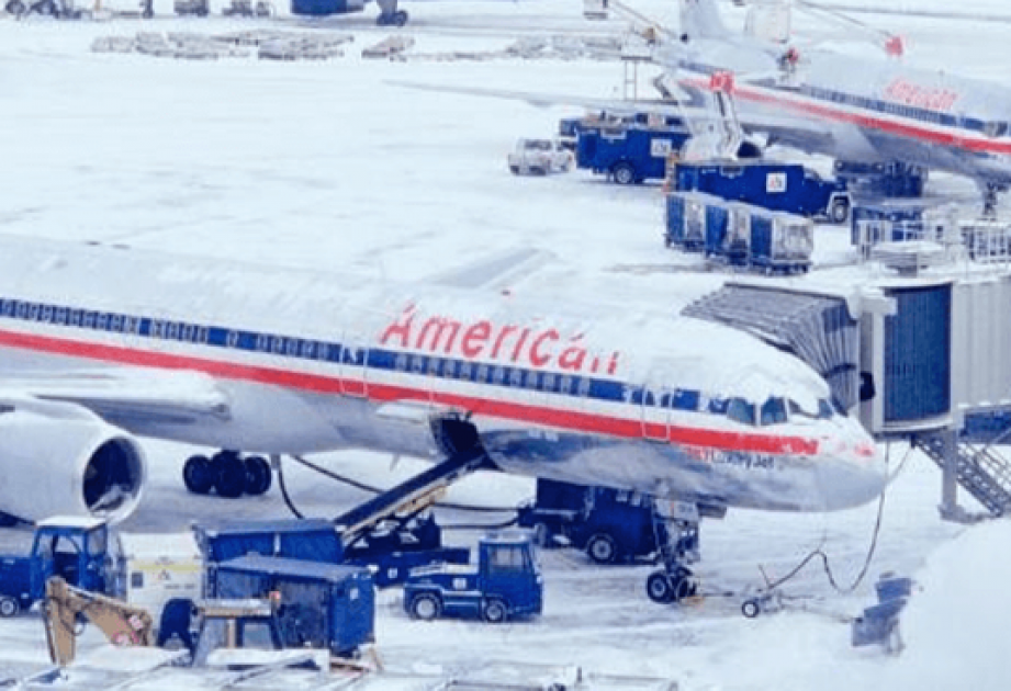 В США отменены тысячи рейсов из-за сильных снегопадов