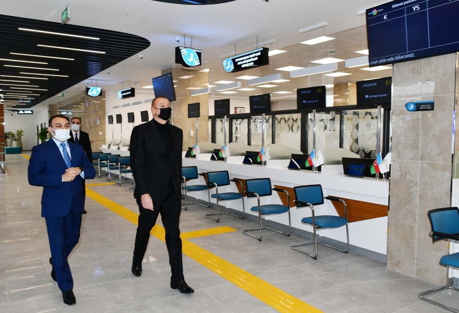 El presidente Ilham Aliyev inauguró el centro regional de Ganja de "ASAN Servicio" No2