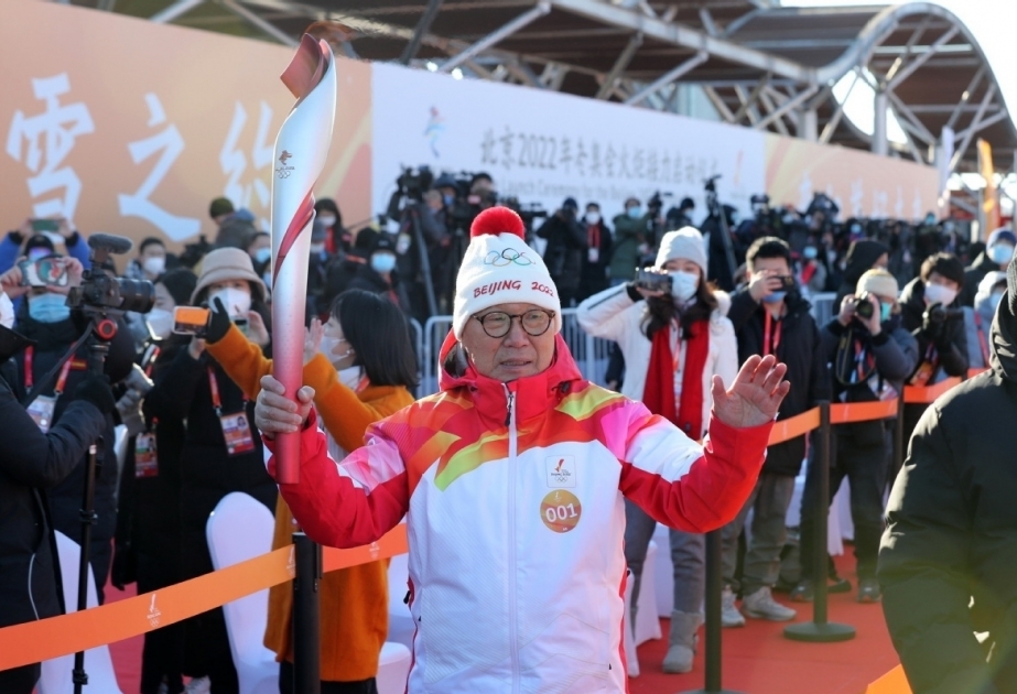 Le début du relais de la flamme olympique à Beijing