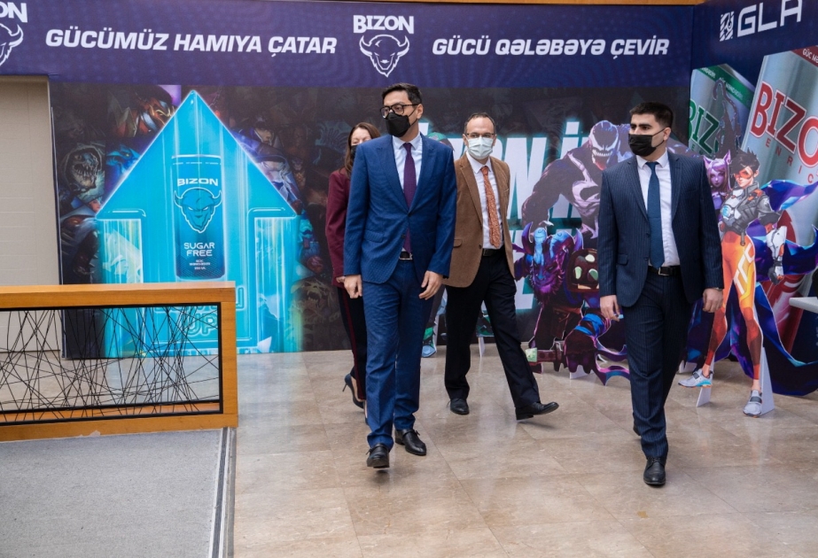 Gənclər və idman naziri Qafqazın ən böyük kiber-arenası - “Bizon E-Sport Arena” ilə tanış olub