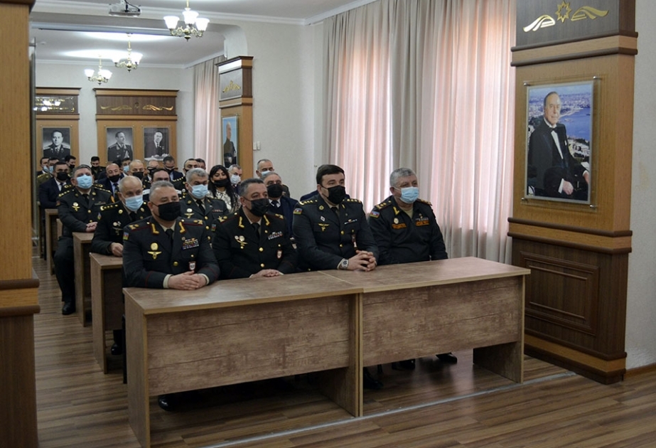 Strateji araşdırmalar və dövlət müdafiəsini idarəetmə akademik kursunun açılış mərasimi keçirilib