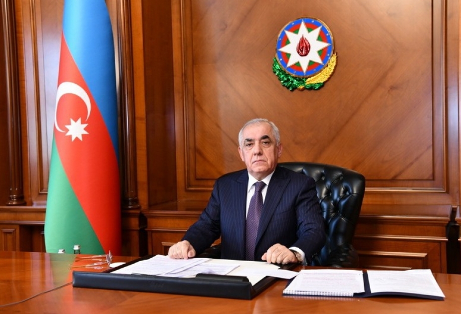 Baş nazir Əli Əsədov ilə Ukraynanın Baş naziri Denis Şmıqal arasında telefon danışığı olub