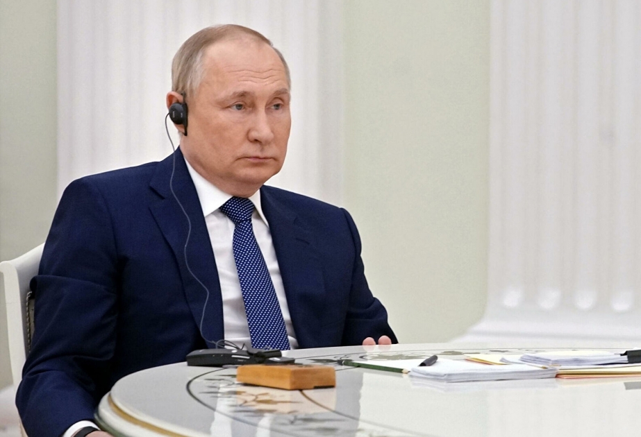 Vladimir Putin: Biz Petr Poroşenkoya siyasi sığınacaq verməyə hazırıq