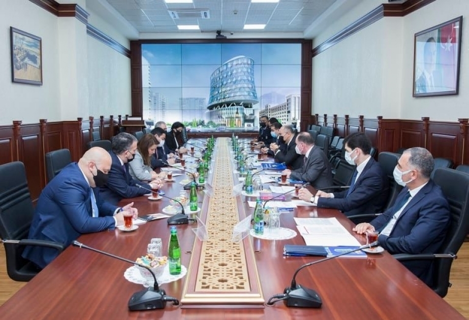 Le Comité national des Douanes et la Chambre de commerce américaine en Azerbaïdjan discutent de la coopération douanière