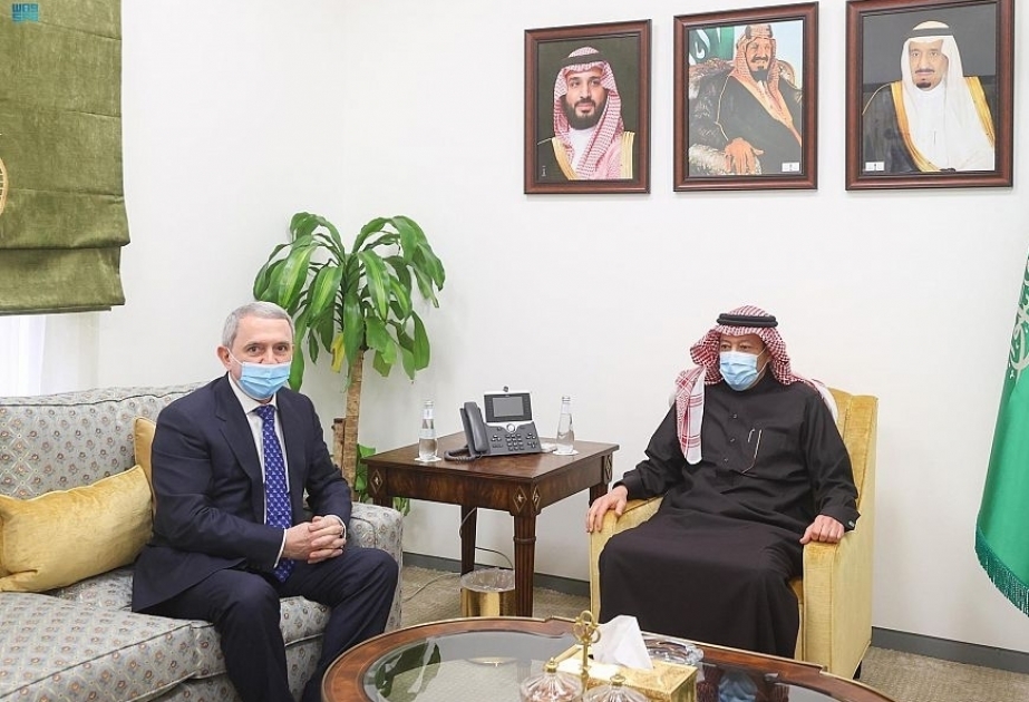 Azerbaiyán y Arabia Saudita discuten las perspectivas de los lazos bilaterales