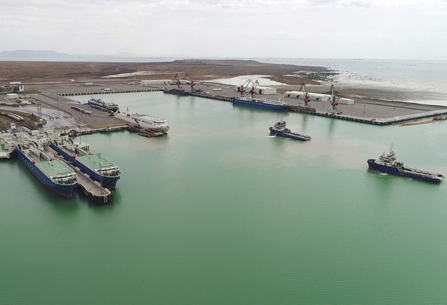 El manejo de mercancías en el puerto de Bakú aumentó