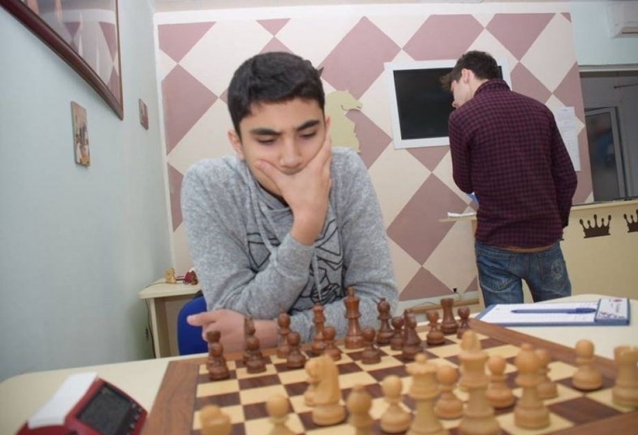 Азербайджанский шахматист Абдулла Гадимбейли лидирует на международном турнире в Сербии