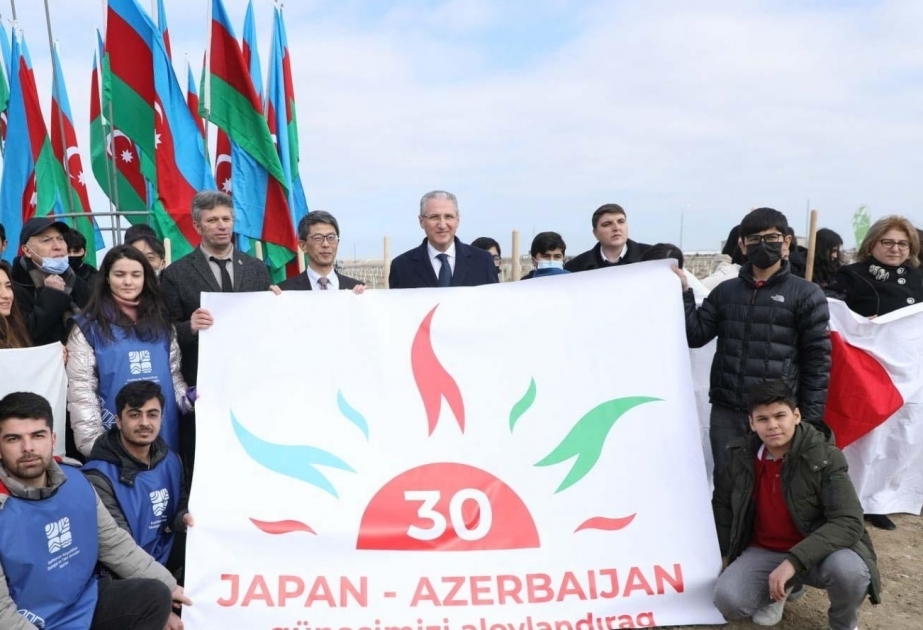 Bakú acoge una campaña de plantación de árboles dedicada al Año de la Amistad entre Japón y Azerbaiyán