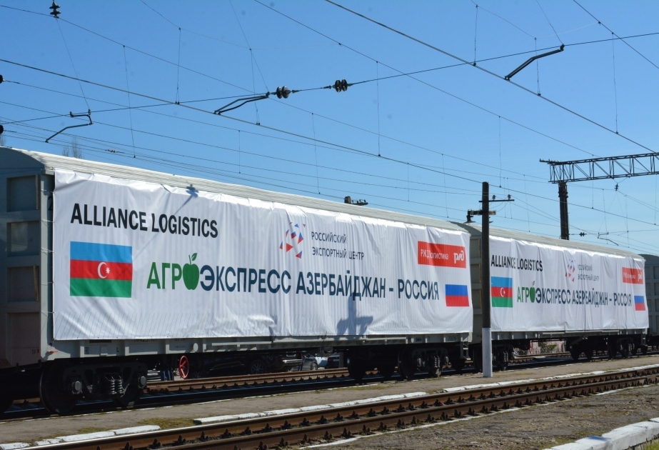 El primer tren de mercancías fue enviado desde Azerbaiyán a Rusia en el marco del proyecto "Agroexpress"