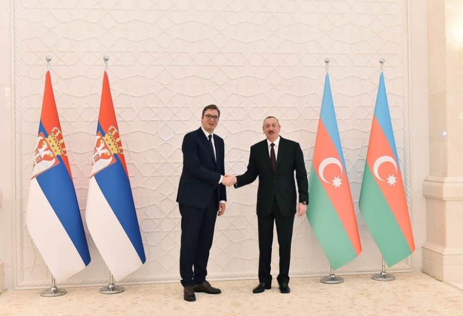 Prezident İlham Əliyev milli bayram münasibətilə serbiyalı həmkarını təbrik edib
