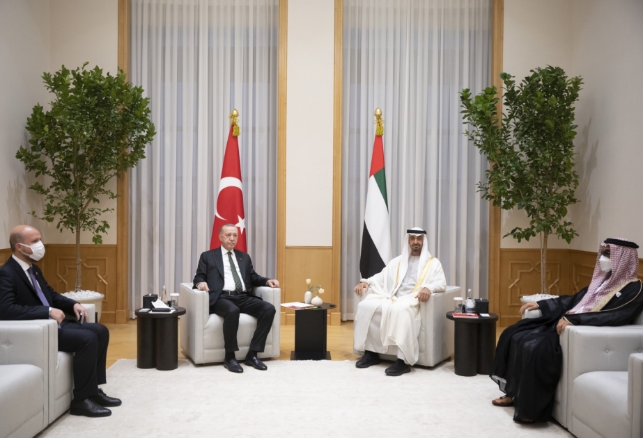 تركيا والإمارات توقعان 13 اتفاقية في مستهل زيارة أردوغان لأبو ظبي