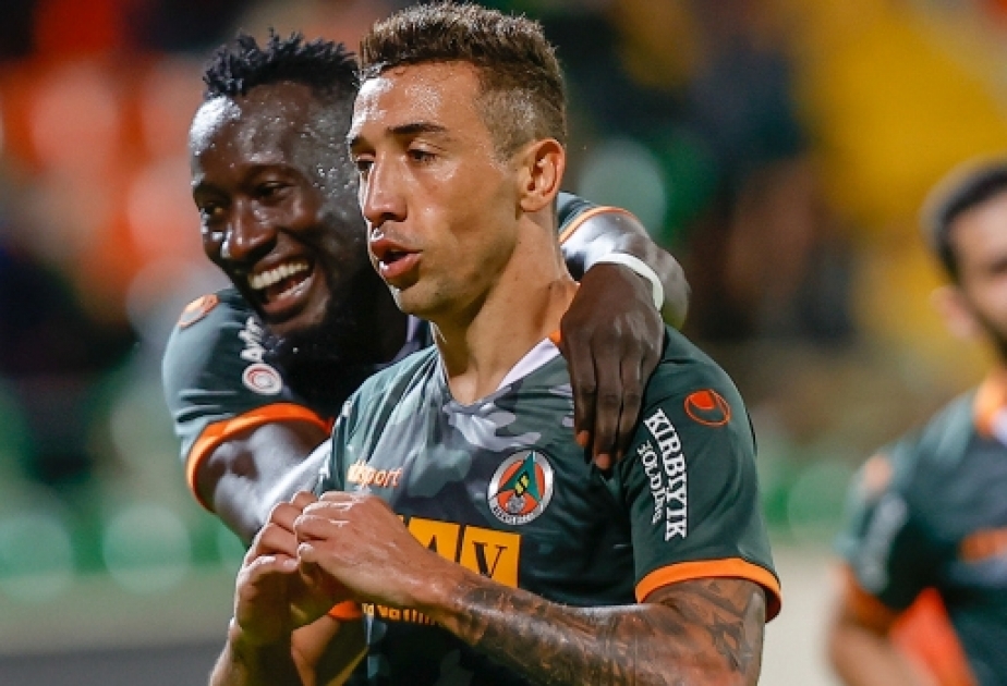 “Alanyaspor”un futbolçusu Çin klubu ilə müqavilə imzalayıb