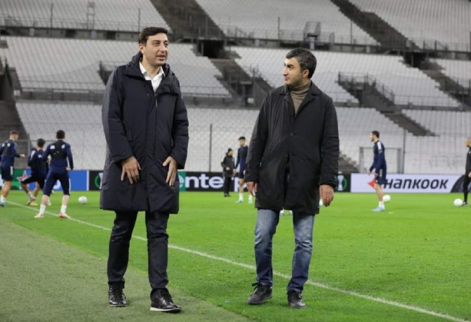 Azərbaycanın gənclər və idman naziri Fransada “Qarabağ” klubunun oyundan əvvəlki məşqini izləyib