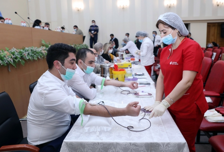 “Azəriqaz”da könüllü qanvermə aksiyasi keçirilib