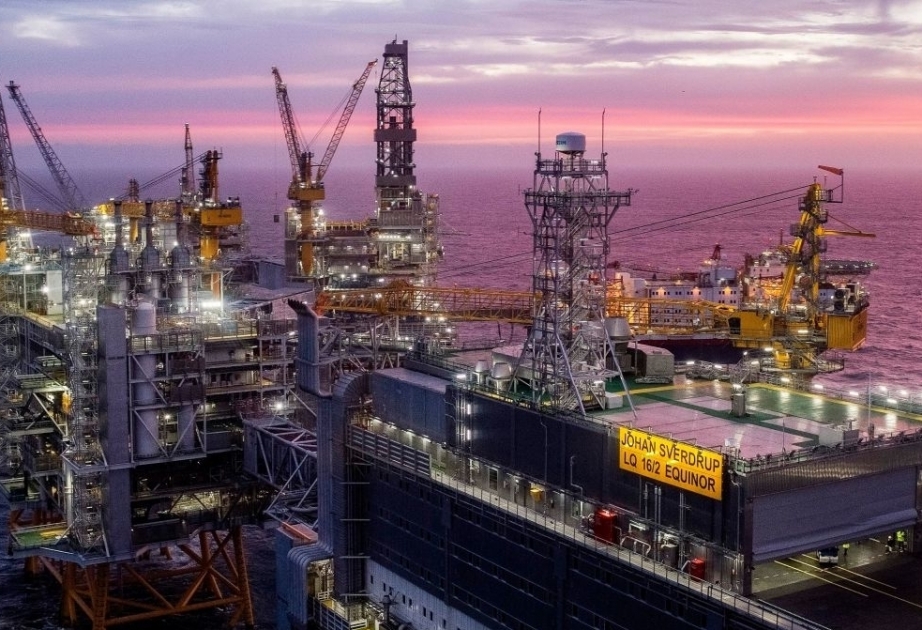 Norway's oil firms hike 2022 investment plans