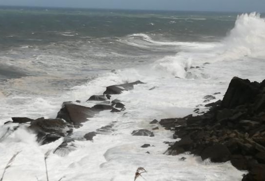 Alerta en 9 comunidades por temporal en el Cantábrico, viento y nieve