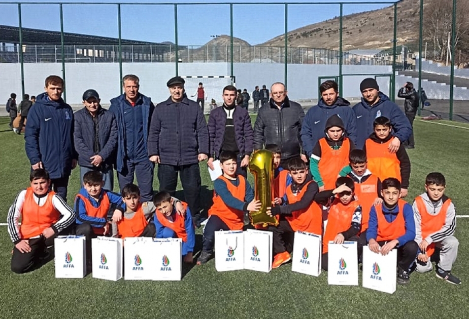Şamaxıda məktəblər arasında minifutbol turnirinə yekun vurulub